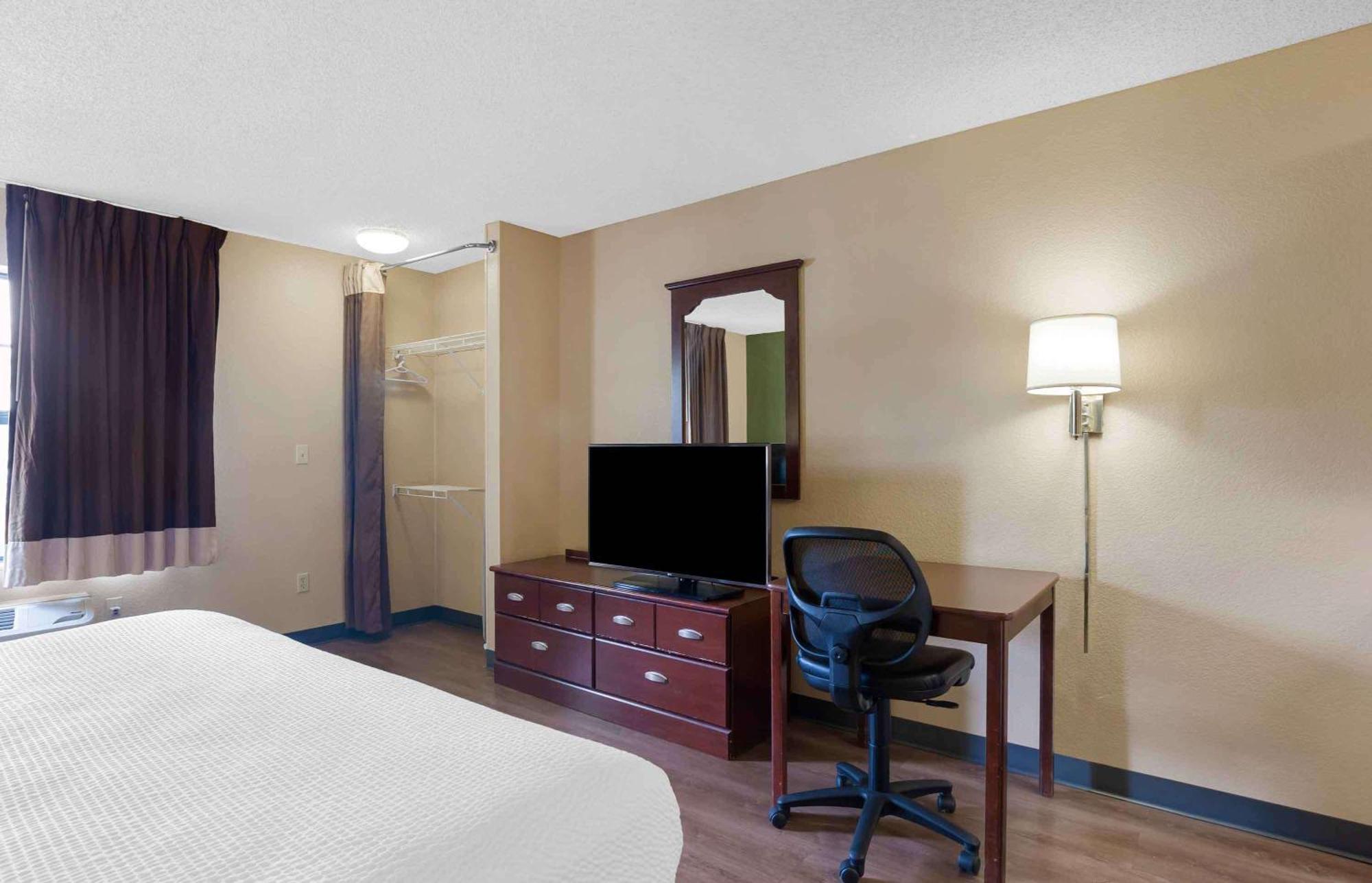 Extended Stay America Select Suites - Chicago - Downers Grove Ngoại thất bức ảnh